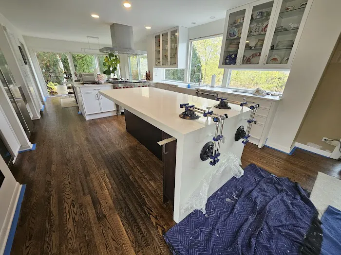 Exquisite Services Inc Picture 9