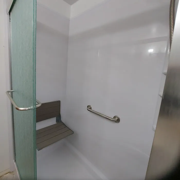 Bath Fitter Picture 8