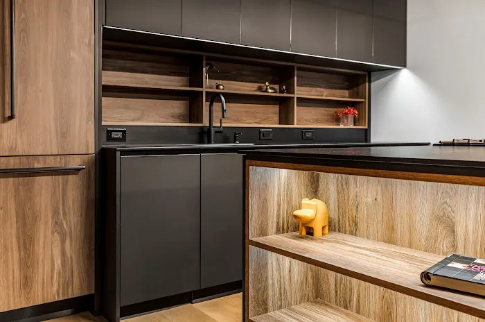 CraftedWild Cabinetry Picture 10