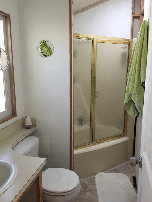 Todd's Porcelain & Fiberglass Repair Picture 9