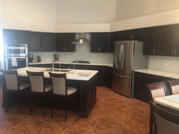 Re-New Cabinets, LLC Picture 5