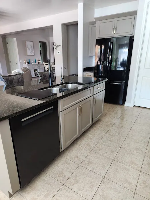 Re-New Cabinets, LLC Picture 3