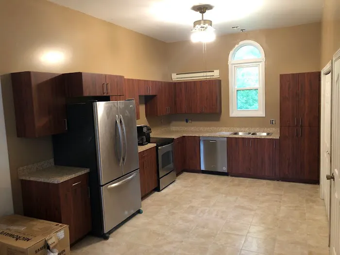 Hester Cabinets Picture 10