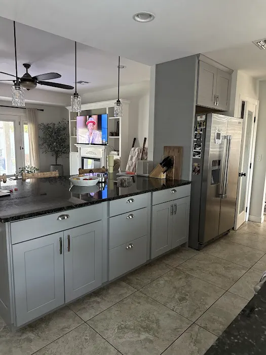 Designer Cabinet Refinishing Picture 8