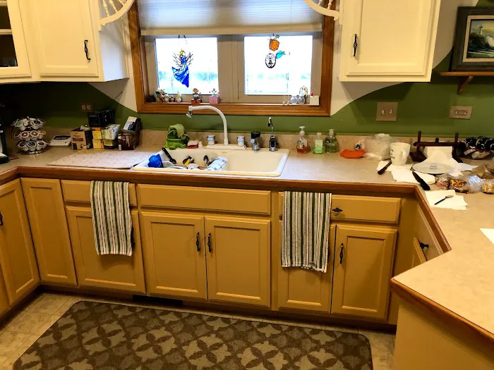 Daniels Cabinet Refinishing LLC Picture 4