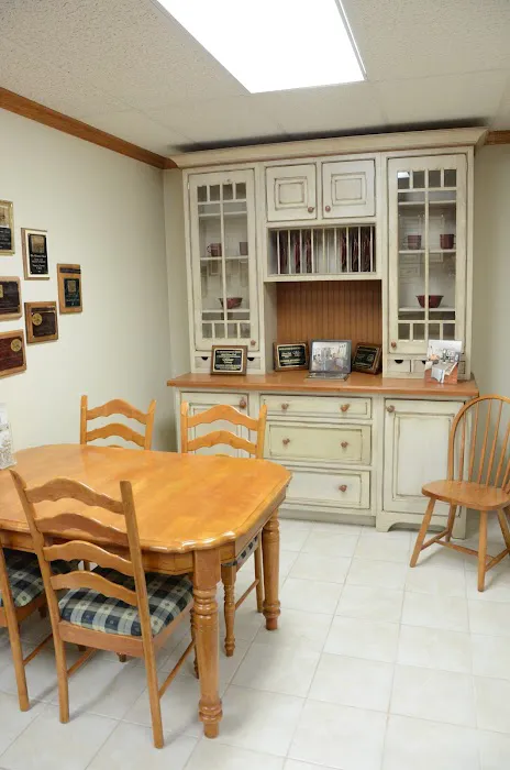 Colonial Kitchen & Bath Cabinetry, Inc Picture 1