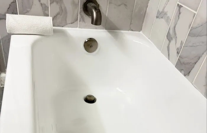 Campos Bathtub Reglazing, INC. Picture 1