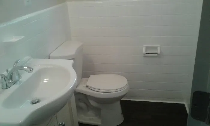 Oasis Tub & Tile Reglazing Picture 6