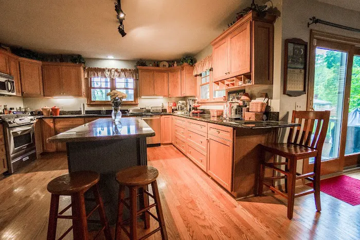 Refacing Pros Picture 10