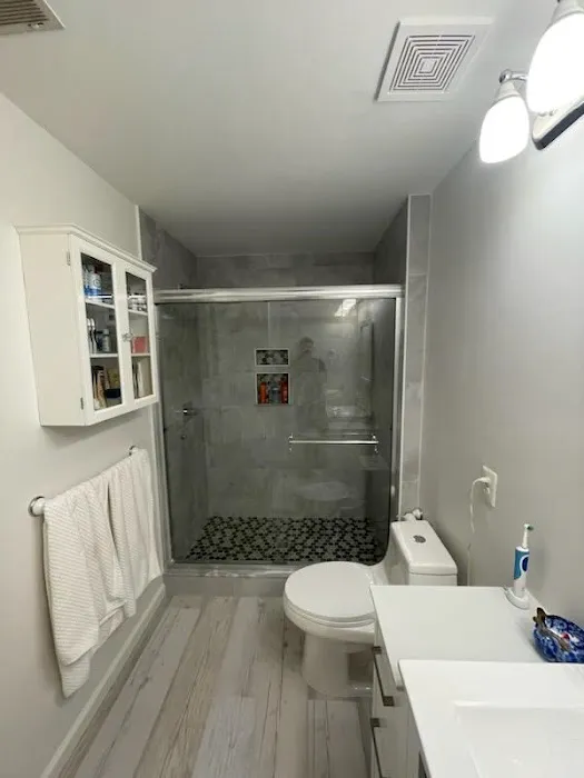 New Look Bathroom Remodeling Picture 3