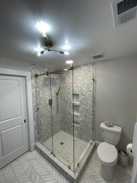 New Look Bathroom Remodeling Picture 1