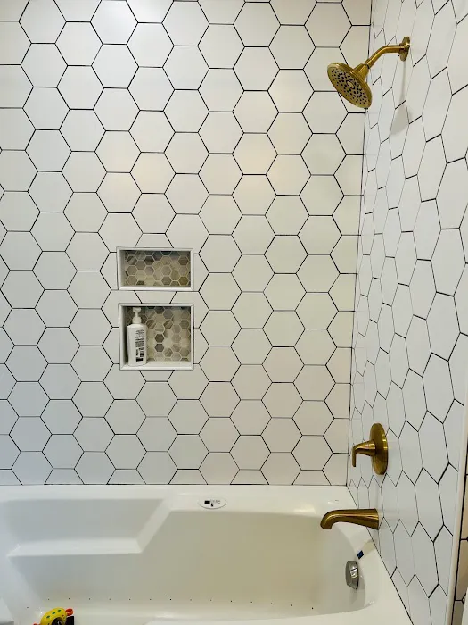 New Look Bathroom Remodeling Picture 2