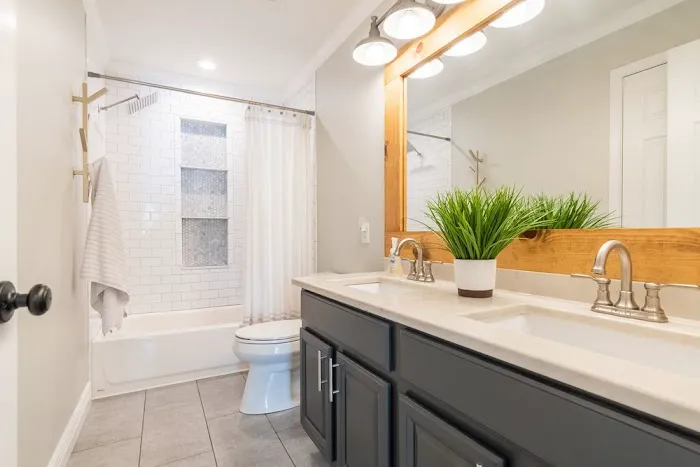 DayBrook Kitchen & Baths Picture 5