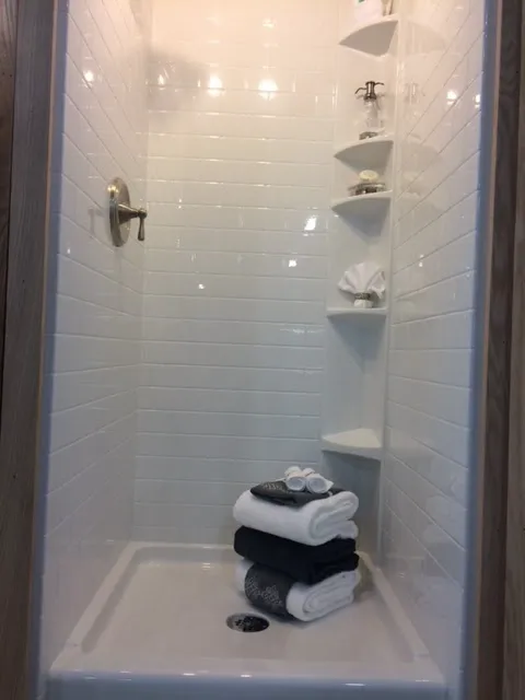 Bath Doctor Bathroom Remodeling Picture 3