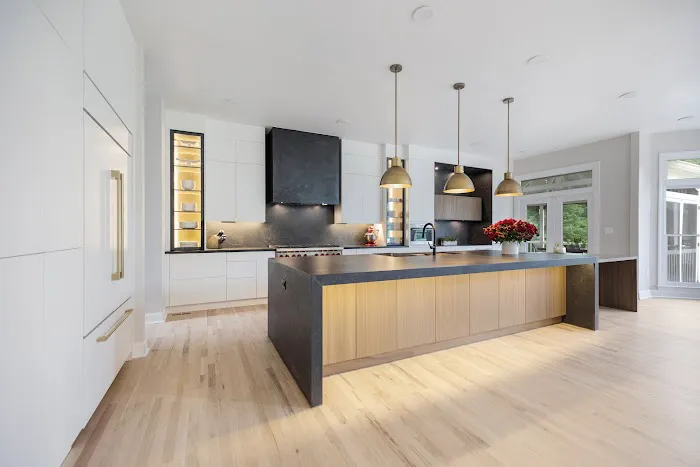 EA Home Design - Kitchen & Bath Remodeling Picture 2