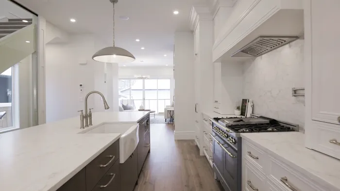 Renovva USA Picture 9