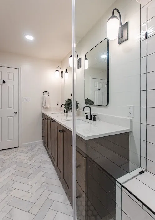 Fairfax Kitchen and Bath - Sterling Picture 2