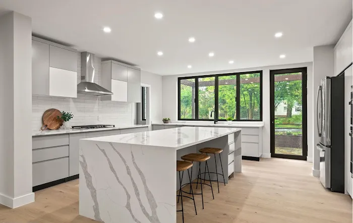 AZ HOME IMPROVEMENT LLC Picture 3