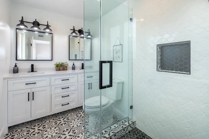 AZ HOME IMPROVEMENT LLC Picture 4