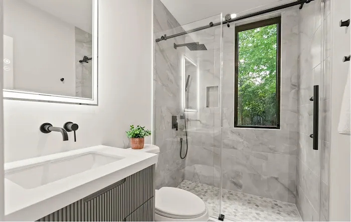 AZ HOME IMPROVEMENT LLC Picture 2