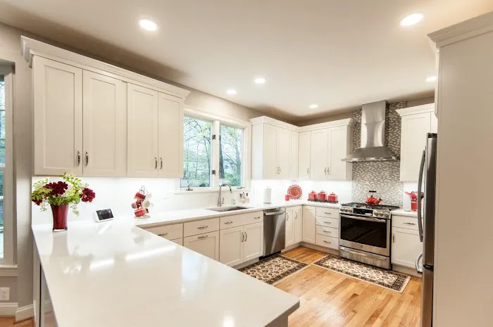 Select Kitchen & Bath Picture 2