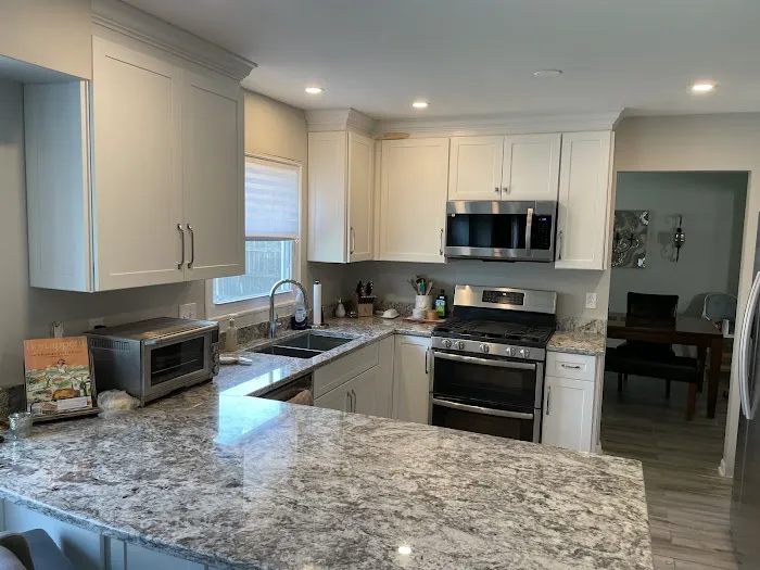 Unique Kitchens & Baths Picture 2