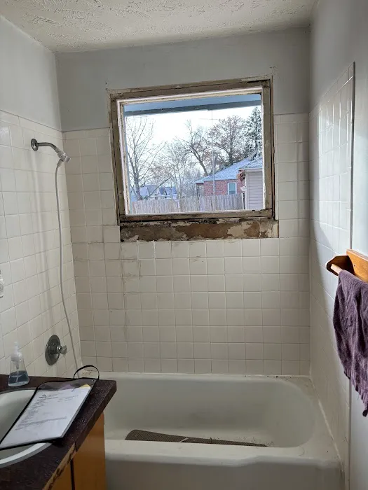 Mad City Windows & Baths of Omaha Picture 7