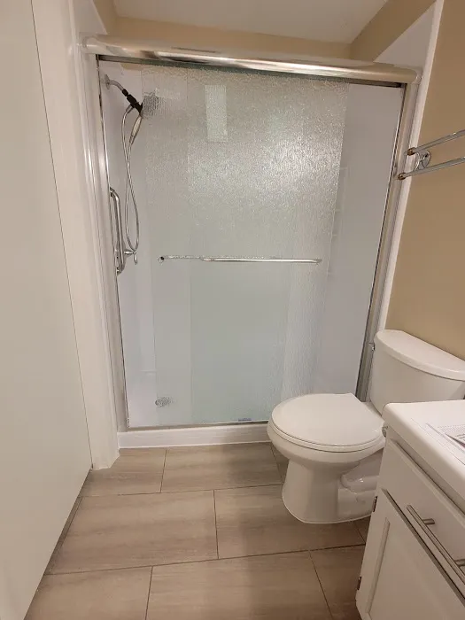 Bath Fitter Picture 1