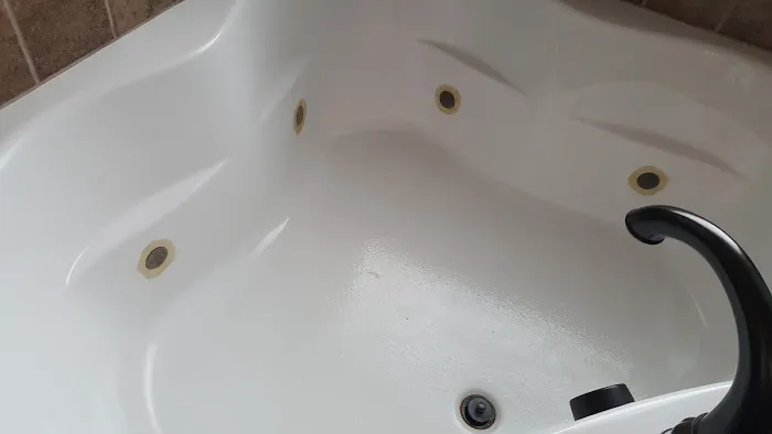 Affordable Bathtub Repair Picture 10