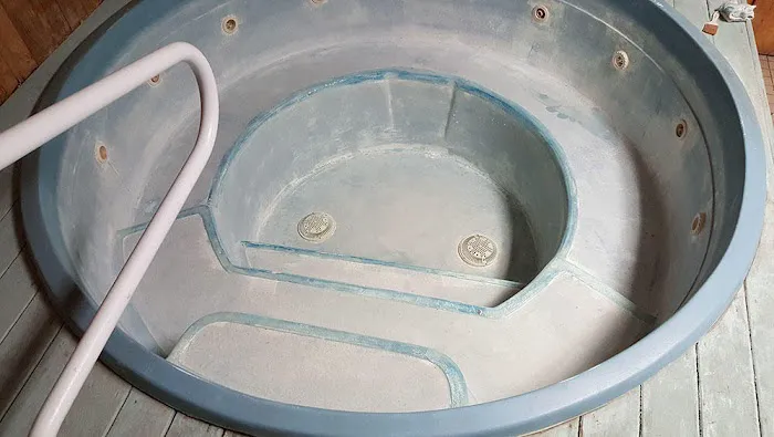 Affordable Bathtub Repair Picture 4
