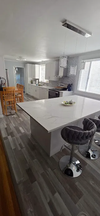 Home Outlet Picture 8