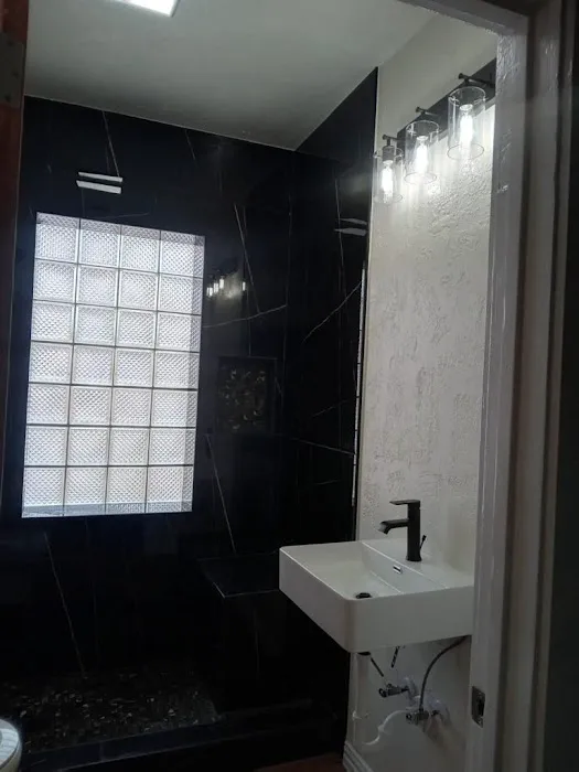 Elite Bathroom Remodeling the Woodlands Picture 4
