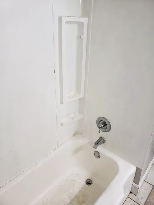 TubNotch Home Renovations Picture 5