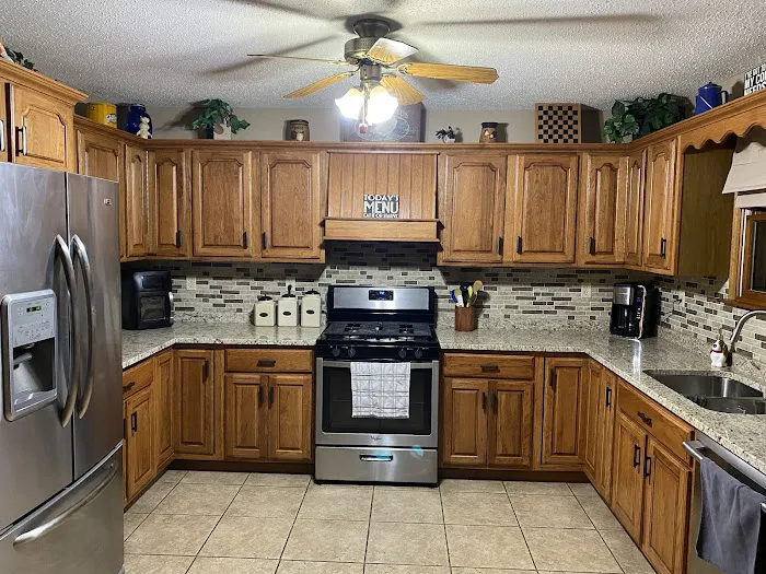 Luther Falls Kitchen & Bath Picture 9