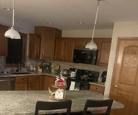 Luther Falls Kitchen & Bath