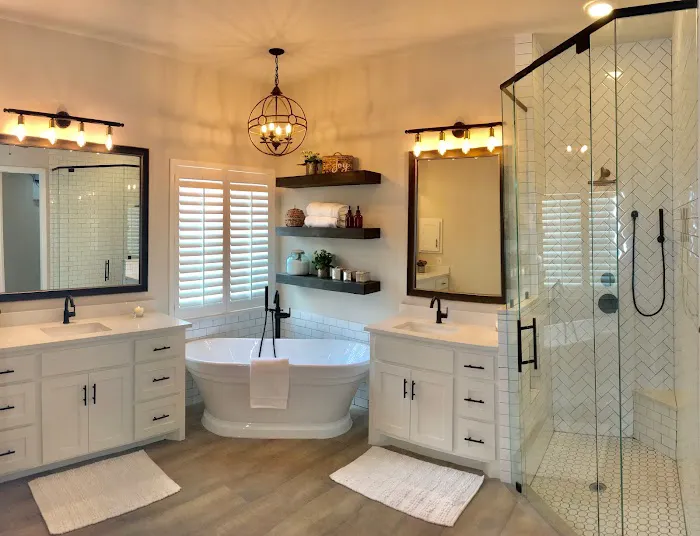 NewLuxe Bath Glass Picture 2