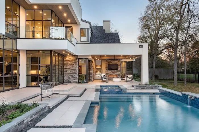 Luxurious Construction LLC Picture 6