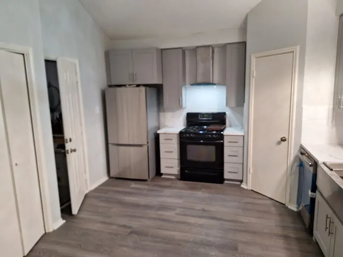 Discount Granite & Cabinets Picture 10