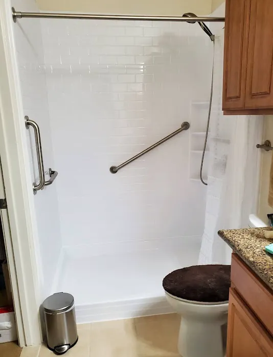Bath Fitter Picture 8