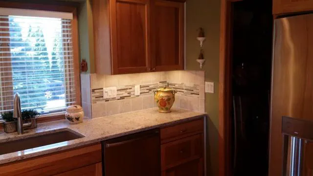 Canyon Flooring, Kitchen & Bath Picture 10