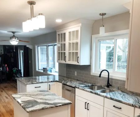 DreamMaker Bath & Kitchen