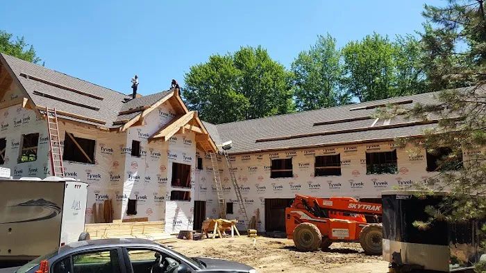 Shoreline Roofing & Siding Picture 1