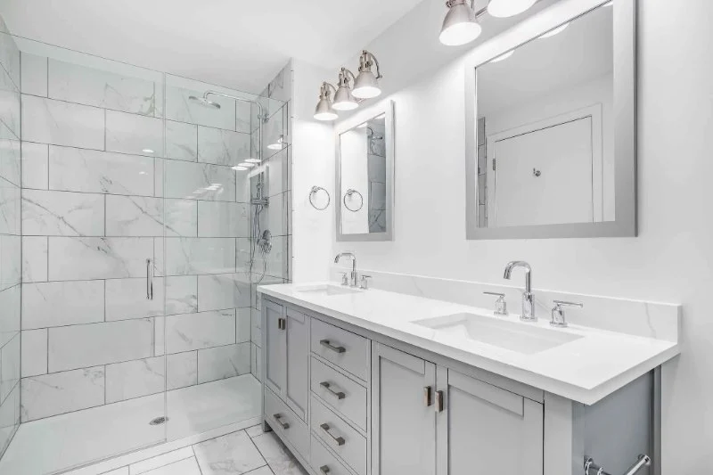 The Benefits of Choosing Low-Maintenance Tile for Bathrooms