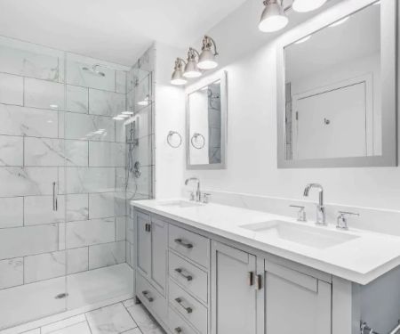 The Benefits of Choosing Low-Maintenance Tile for Bathrooms