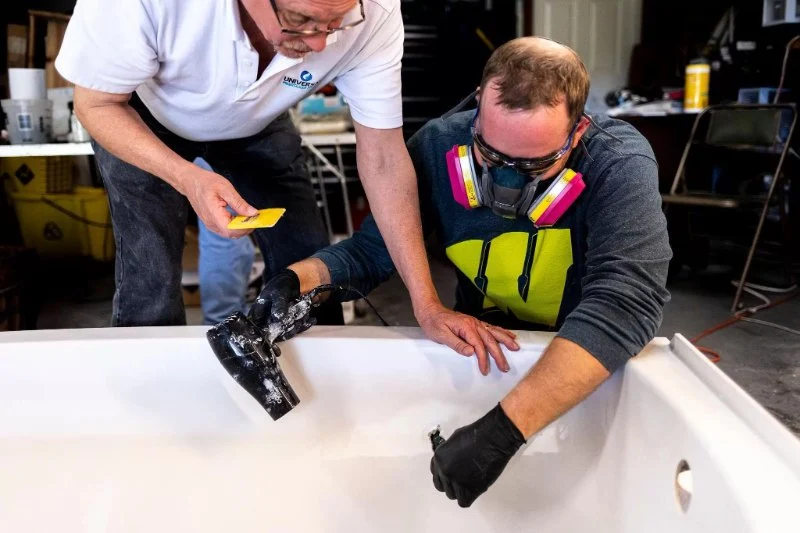 What to Expect During a Fiberglass Repair Service Appointment
