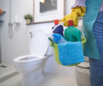 Simple Steps to Make Bathroom Cleaning Easier After Refinishing