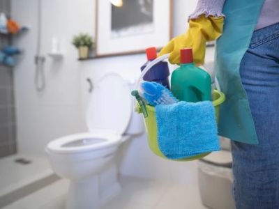 Simple Steps to Make Bathroom Cleaning Easier After Refinishing