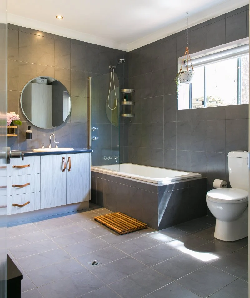 How to Ensure Consistent Color Matching in Bathroom Surfaces