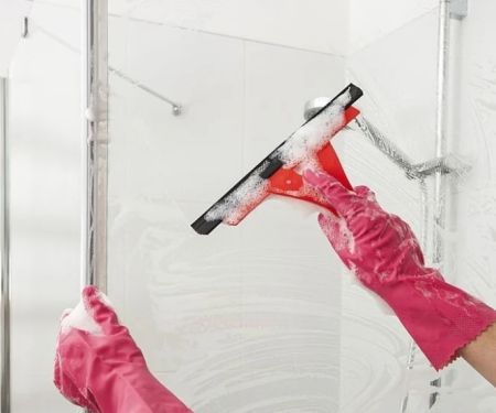 Why Regular Shower Door Maintenance Prevents Leaks and Mildew