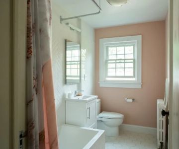 How to Keep Your Bathroom Remodel Within Budget Without Sacrificing Quality